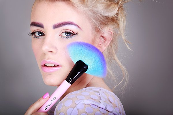 lucy davis wedding makeup make up artist in taunton somerset and london celebrity lucy davis wedding makeup make up artist in taunton somerset and london celebrity